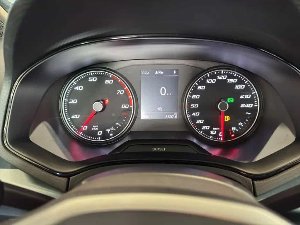 Seat Arona 1.0 TSI DSG Xperience LED NAVI PARKLENK SH 04/2022-photo-20
