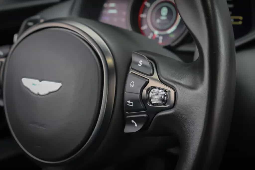 Aston Martin DB11 5.2 V12 | B&O 3D AUDIO | SUÉDE HEMELBEKLEDI 01/2017-photo-15