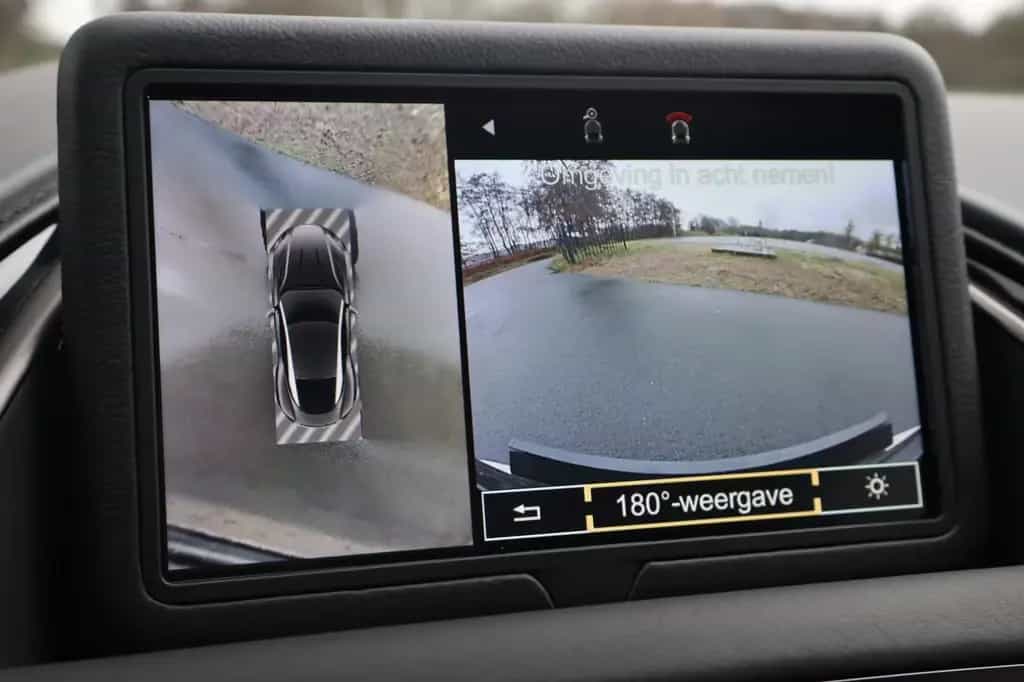 Aston Martin DB11 5.2 V12 | B&O 3D AUDIO | SUÉDE HEMELBEKLEDI 01/2017-photo-17
