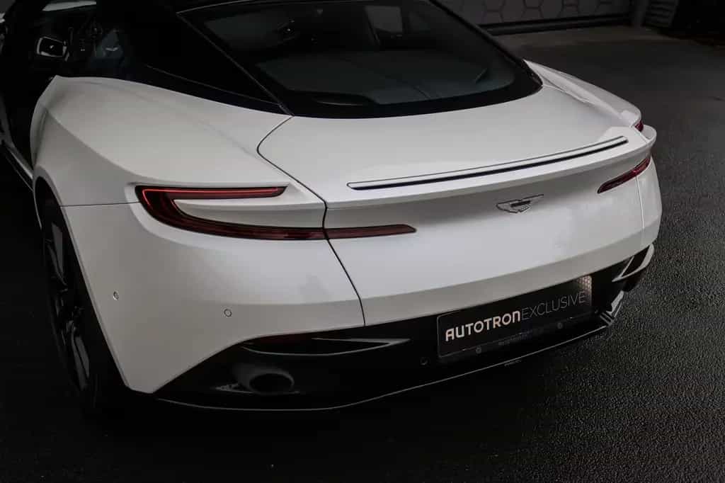 Aston Martin DB11 5.2 V12 | B&O 3D AUDIO | SUÉDE HEMELBEKLEDI 01/2017-photo-19