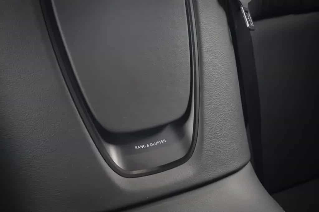Aston Martin DB11 5.2 V12 | B&O 3D AUDIO | SUÉDE HEMELBEKLEDI 01/2017-photo-23