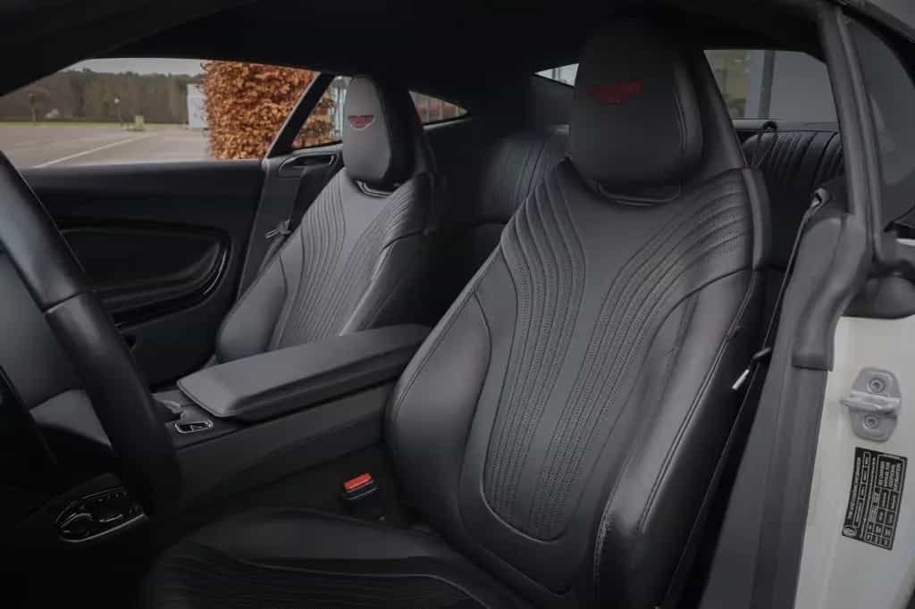 Aston Martin DB11 5.2 V12 | B&O 3D AUDIO | SUÉDE HEMELBEKLEDI 01/2017-photo-3