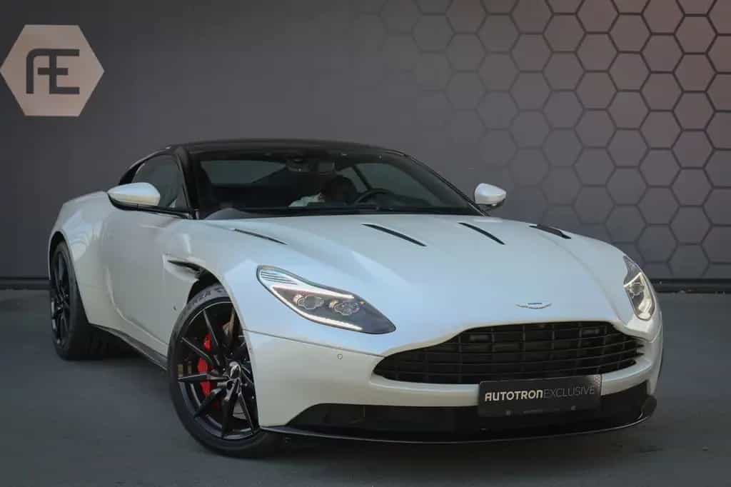 Aston Martin DB11 5.2 V12 | B&O 3D AUDIO | SUÉDE HEMELBEKLEDI 01/2017-photo-9