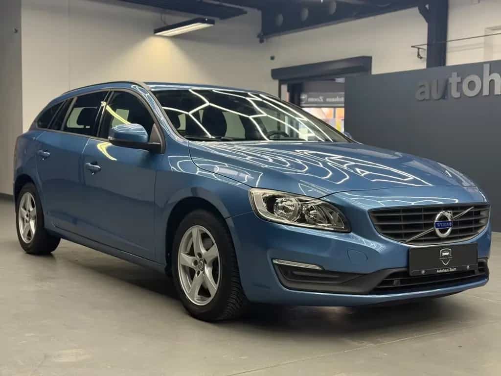 Volvo V60 D2 Business NAVI*KLIMA*TEMPOMAT*SCHECKHEFT 03/2017-photo-14