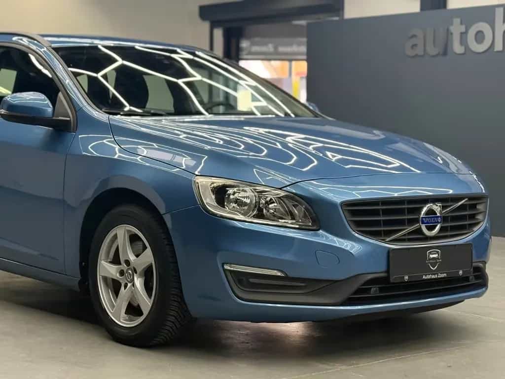 Volvo V60 D2 Business NAVI*KLIMA*TEMPOMAT*SCHECKHEFT 03/2017-photo-15