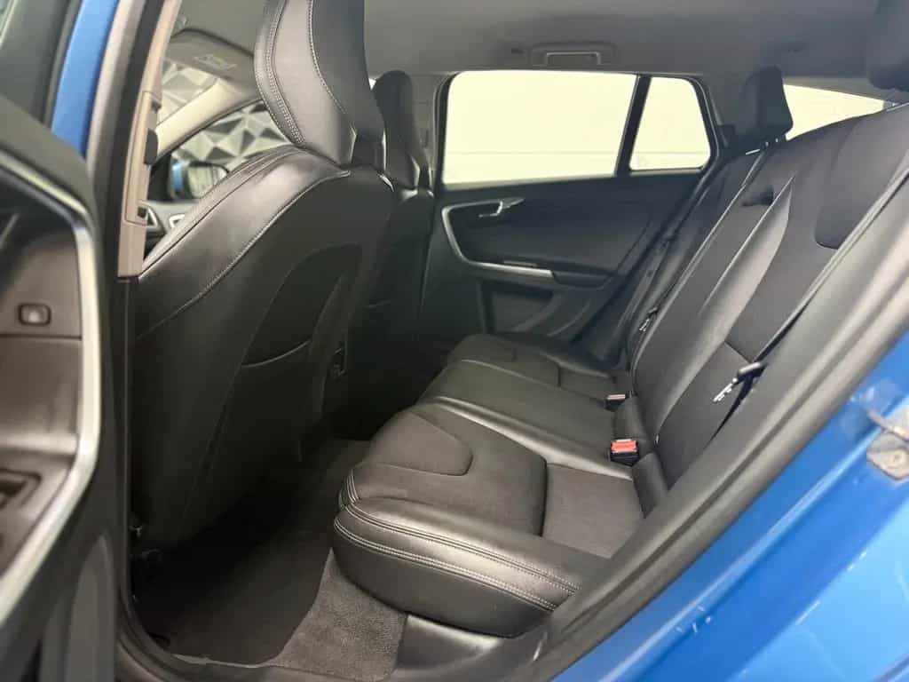 Volvo V60 D2 Business NAVI*KLIMA*TEMPOMAT*SCHECKHEFT 03/2017-photo-28