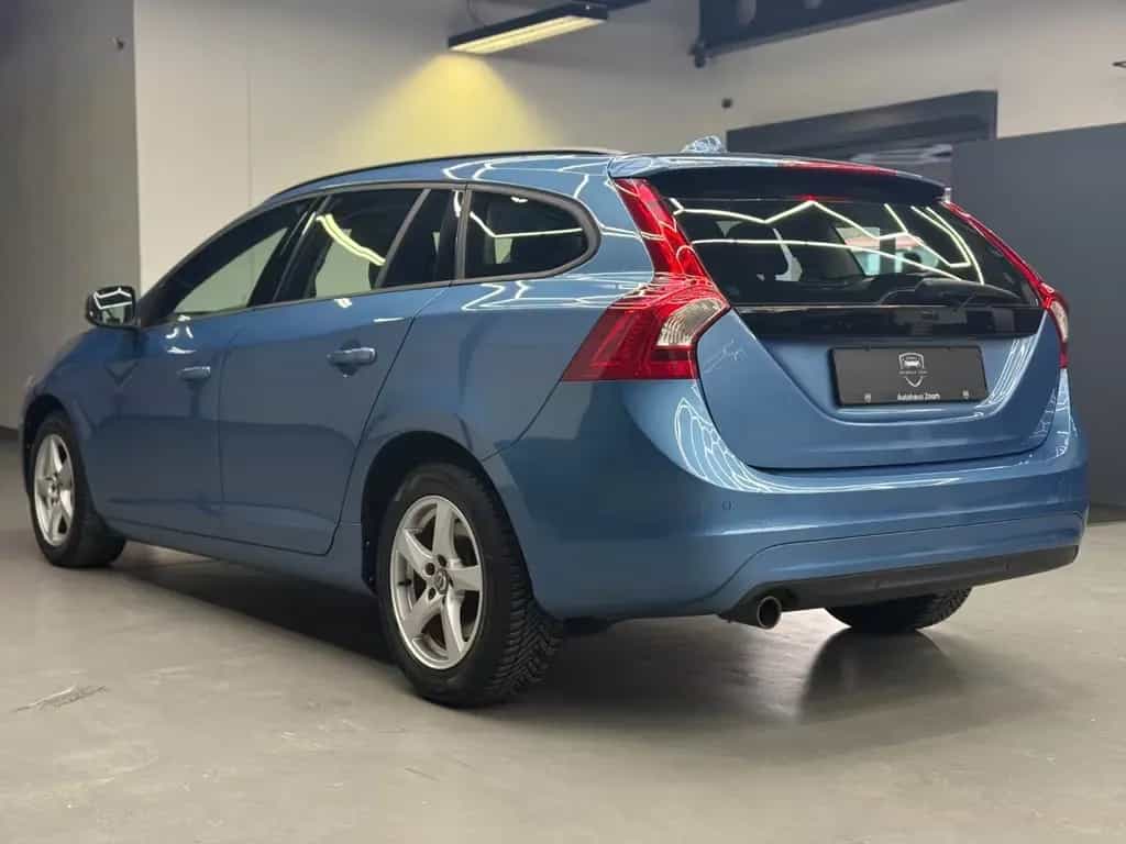 Volvo V60 D2 Business NAVI*KLIMA*TEMPOMAT*SCHECKHEFT 03/2017-photo-6