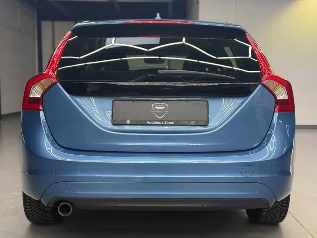 Volvo V60 D2 Business NAVI*KLIMA*TEMPOMAT*SCHECKHEFT 03/2017-photo-7
