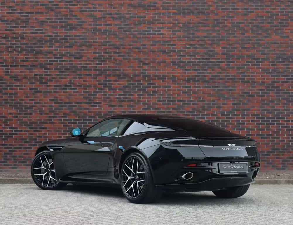 Aston Martin DB12 4.0 V8 | 360 camera - Scheckheft 05/2025-photo-1