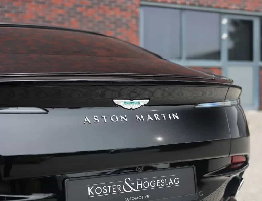 Aston Martin DB12 4.0 V8 | 360 camera - Scheckheft 05/2025-photo-10