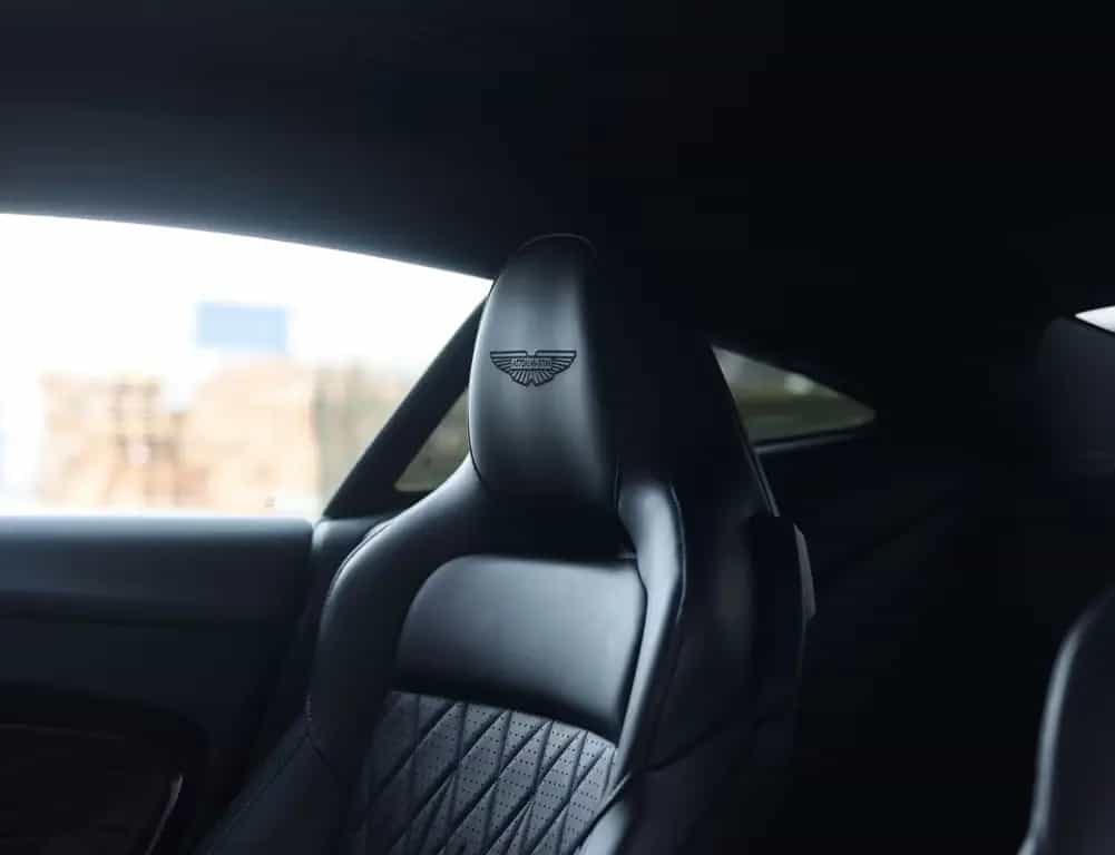 Aston Martin DB12 4.0 V8 | 360 camera - Scheckheft 05/2025-photo-3