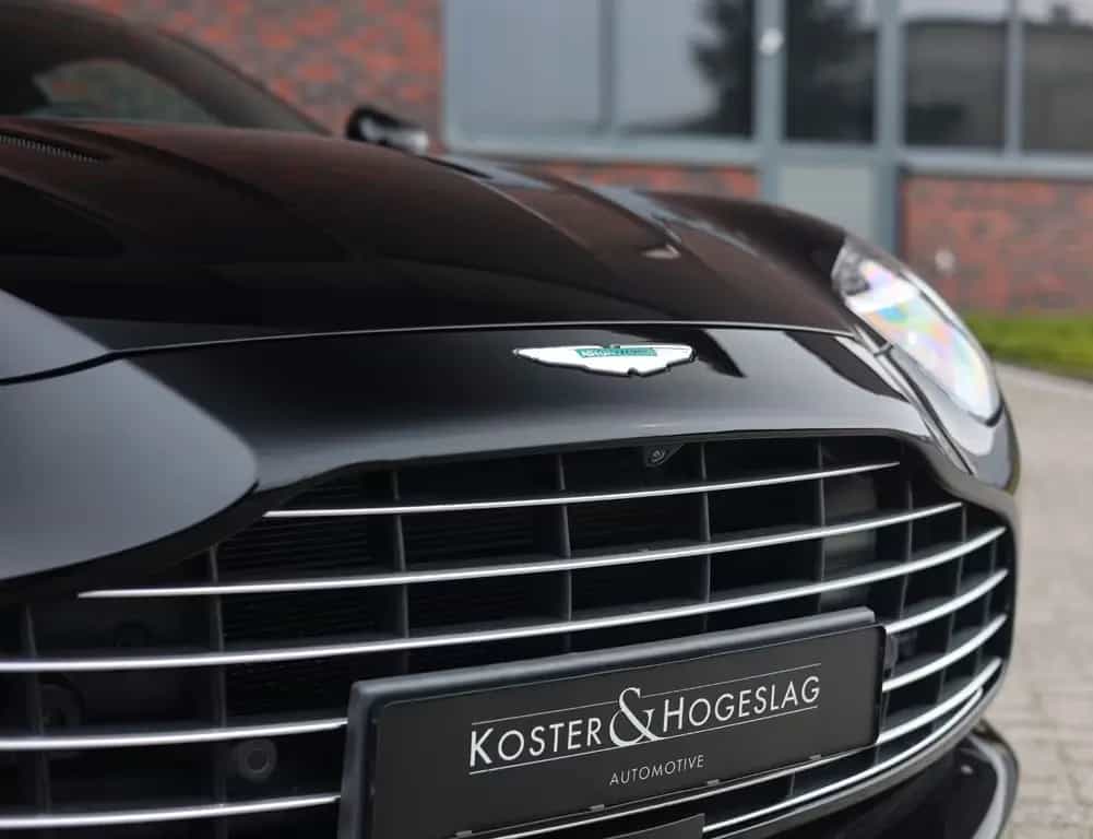 Aston Martin DB12 4.0 V8 | 360 camera - Scheckheft 05/2025-photo-8