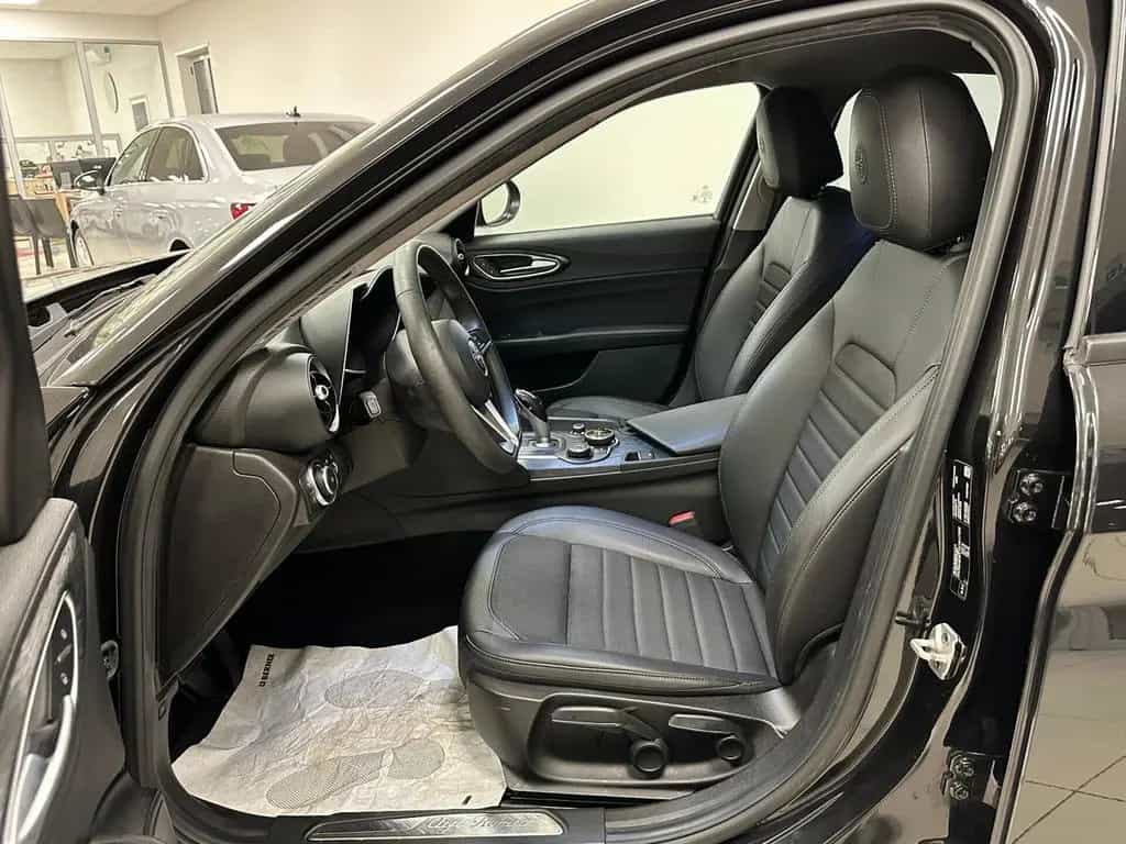 Alfa Romeo Giulia 2.2 Turbodiesel 190 CV AT8 201 08/2019-photo-13