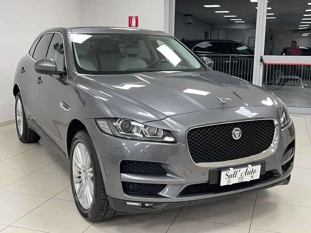 Jaguar F-Pace 2.0 D 180 CV AWD aut. Prestige 201 11/2017-photo-2