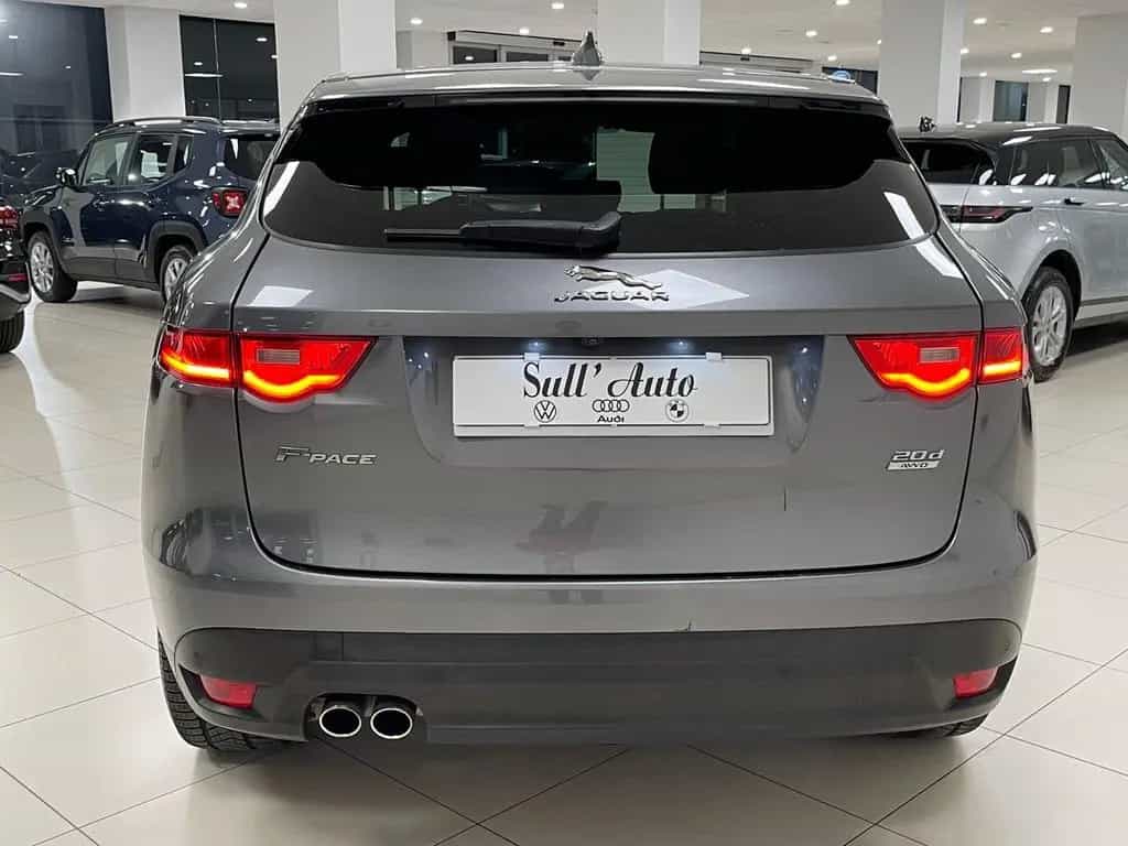 Jaguar F-Pace 2.0 D 180 CV AWD aut. Prestige 201 11/2017-photo-5