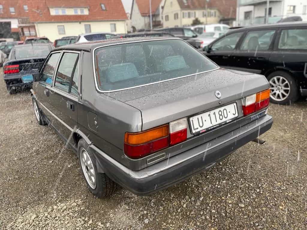 Lancia Prisma 1.6 Liter!!*RARITÄT*Kein ROST!Wenig km* 07/1987-photo-5