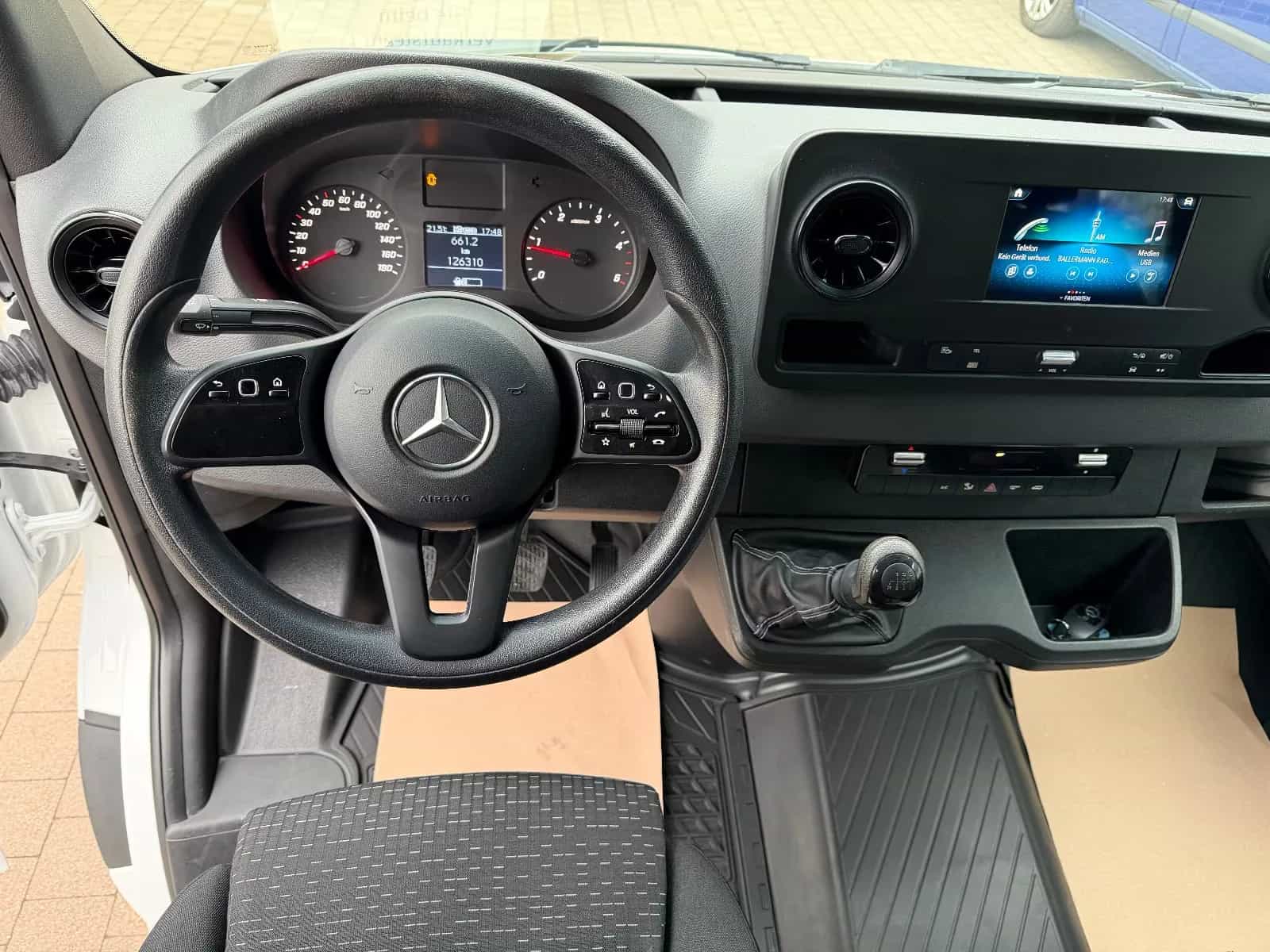 Mercedes-Benz Sprinter 11/2020-photo-11