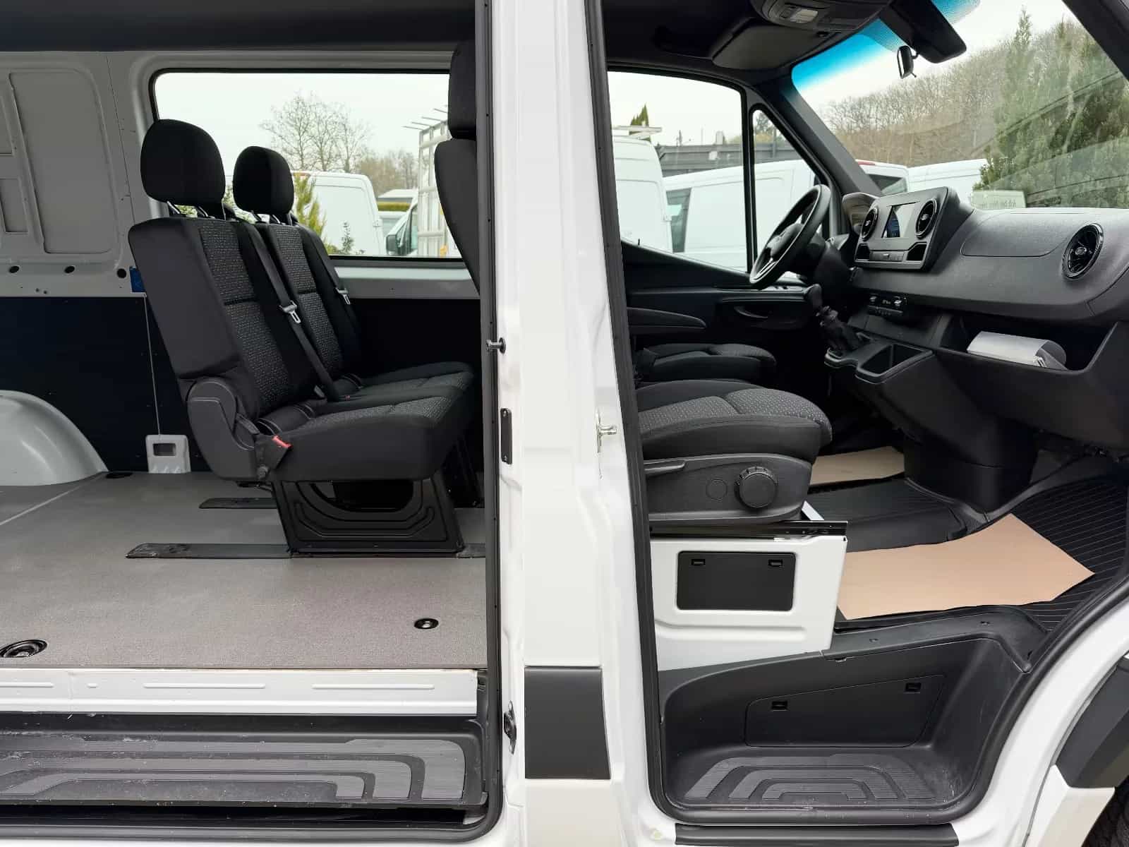 Mercedes-Benz Sprinter 11/2020-photo-22