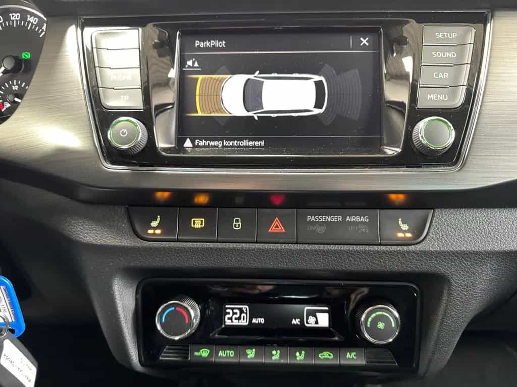 Skoda Fabia Combi 1.0 TSI DSG Clever Sitzheizung PDC 06/2018-photo-15