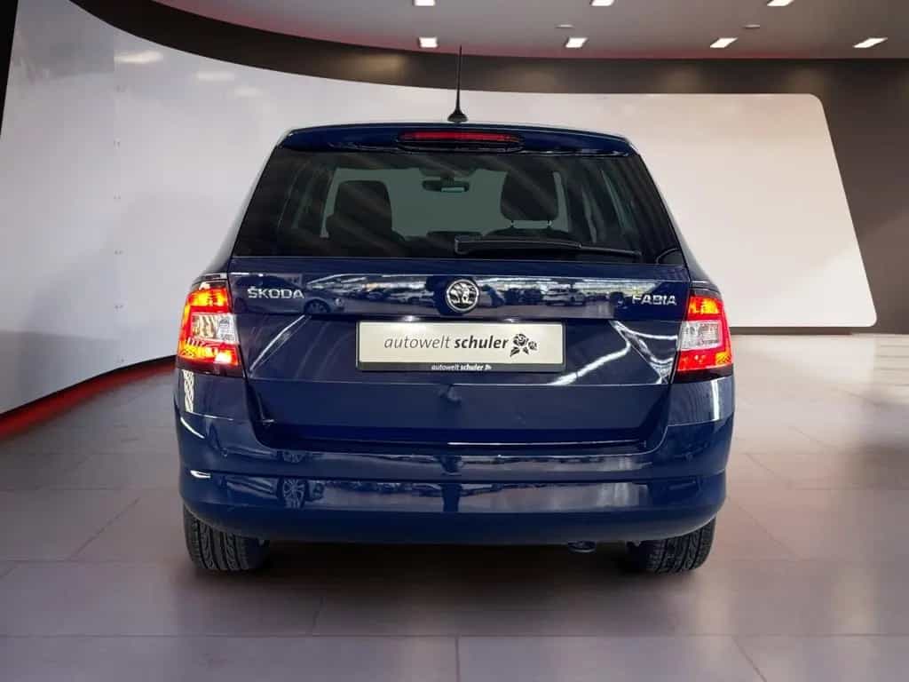 Skoda Fabia Combi 1.0 TSI DSG Clever Sitzheizung PDC 06/2018-photo-3