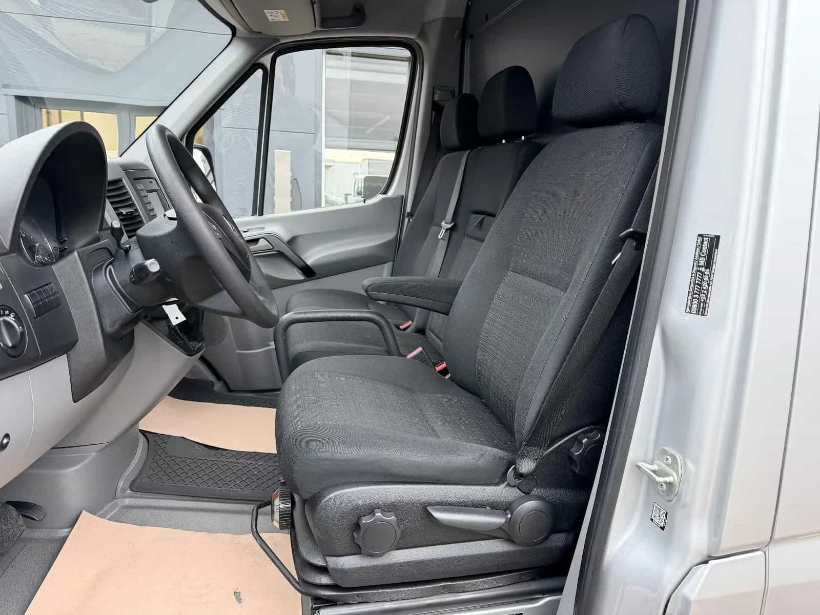 Mercedes-Benz Sprinter 06/2018-photo-11