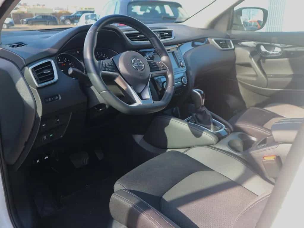Nissan Qashqai 1.3 DIG-T Zama Navi+Pano+SD+SHZ+Klimaaut 12/2020-photo-15