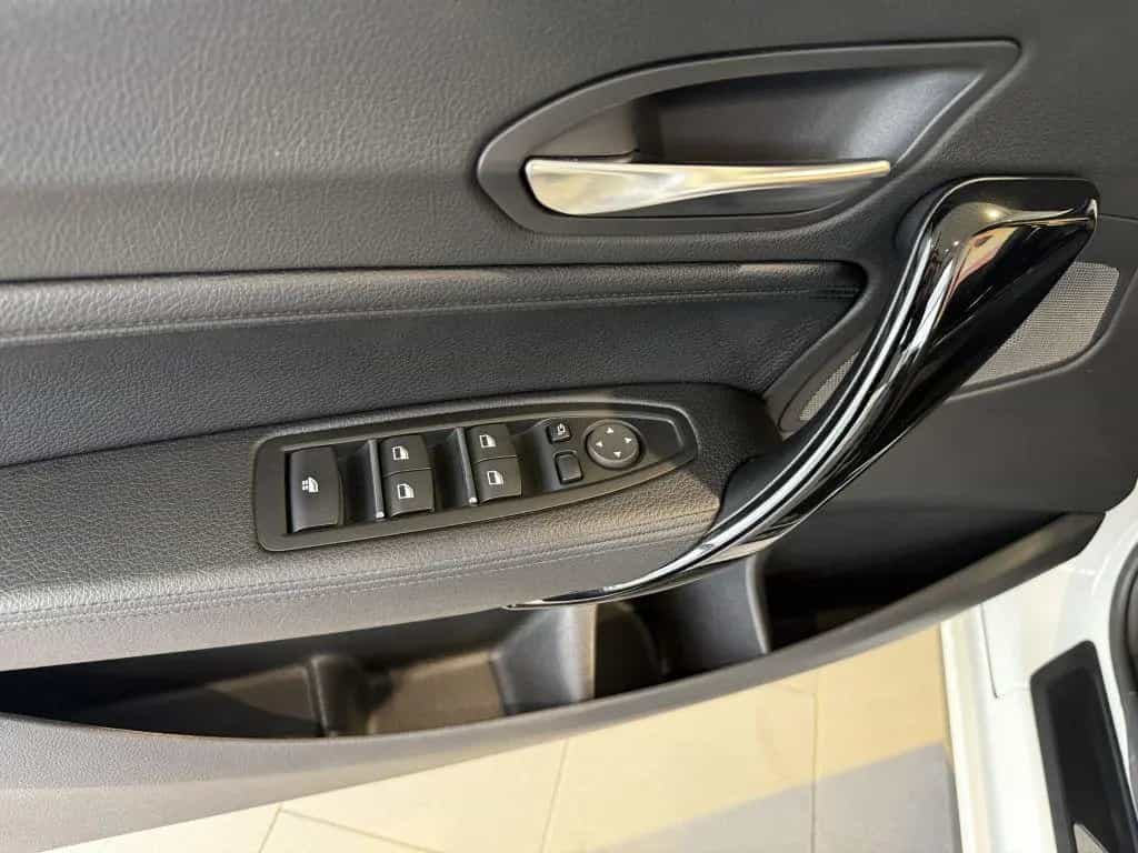 BMW 2 Series 220i Cabrio Sport Line KAM+KOMF+LEDer+HARM+DAB+ 01/2018-photo-23