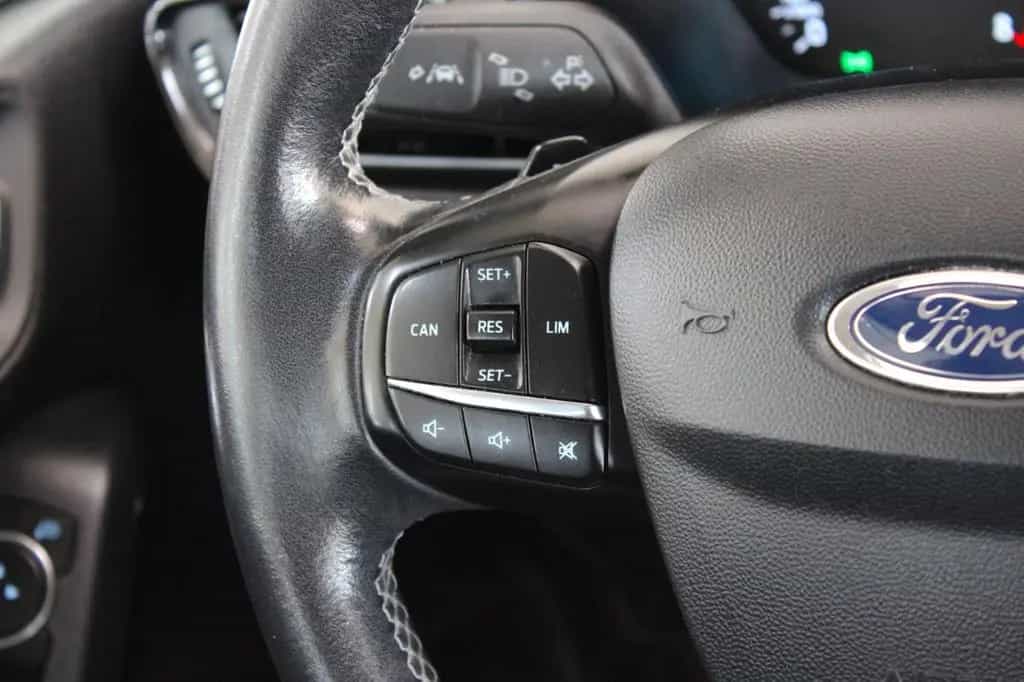 Ford Fiesta 1,0 EcoBoost Autom. *NAVI*LED*TEMPOMAT*F1 11/2017-photo-28
