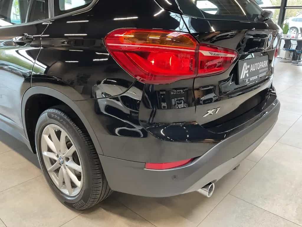 BMW X1 sDr. 18i Advantage AHK Navi BT Sitzh. PDC 17" 02/2019-photo-23