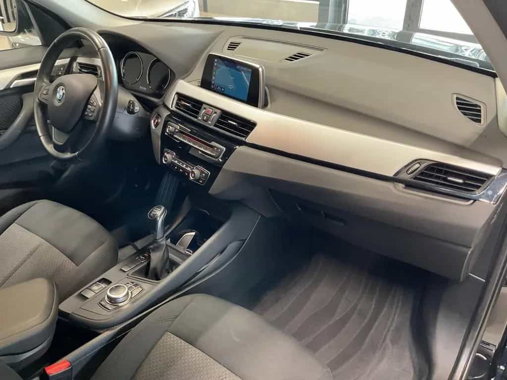 BMW X1 sDr. 18i Advantage AHK Navi BT Sitzh. PDC 17" 02/2019-photo-28
