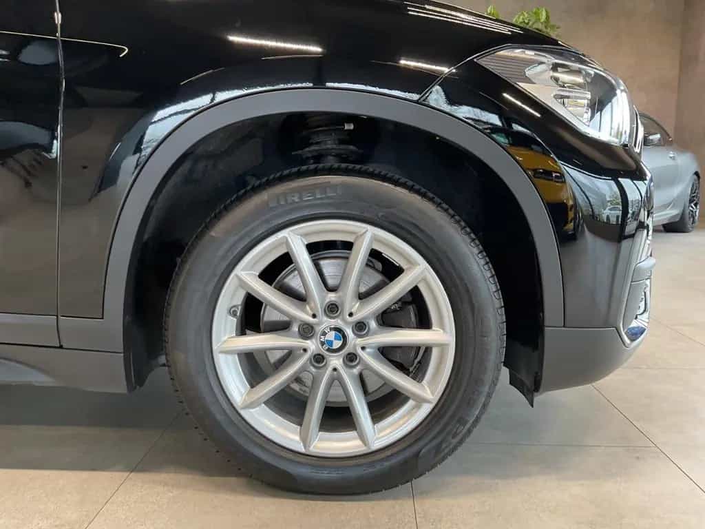 BMW X1 sDr. 18i Advantage AHK Navi BT Sitzh. PDC 17" 02/2019-photo-42
