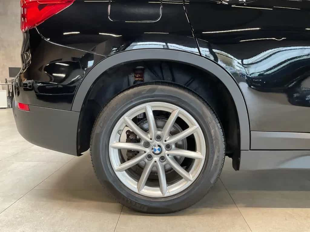 BMW X1 sDr. 18i Advantage AHK Navi BT Sitzh. PDC 17" 02/2019-photo-43