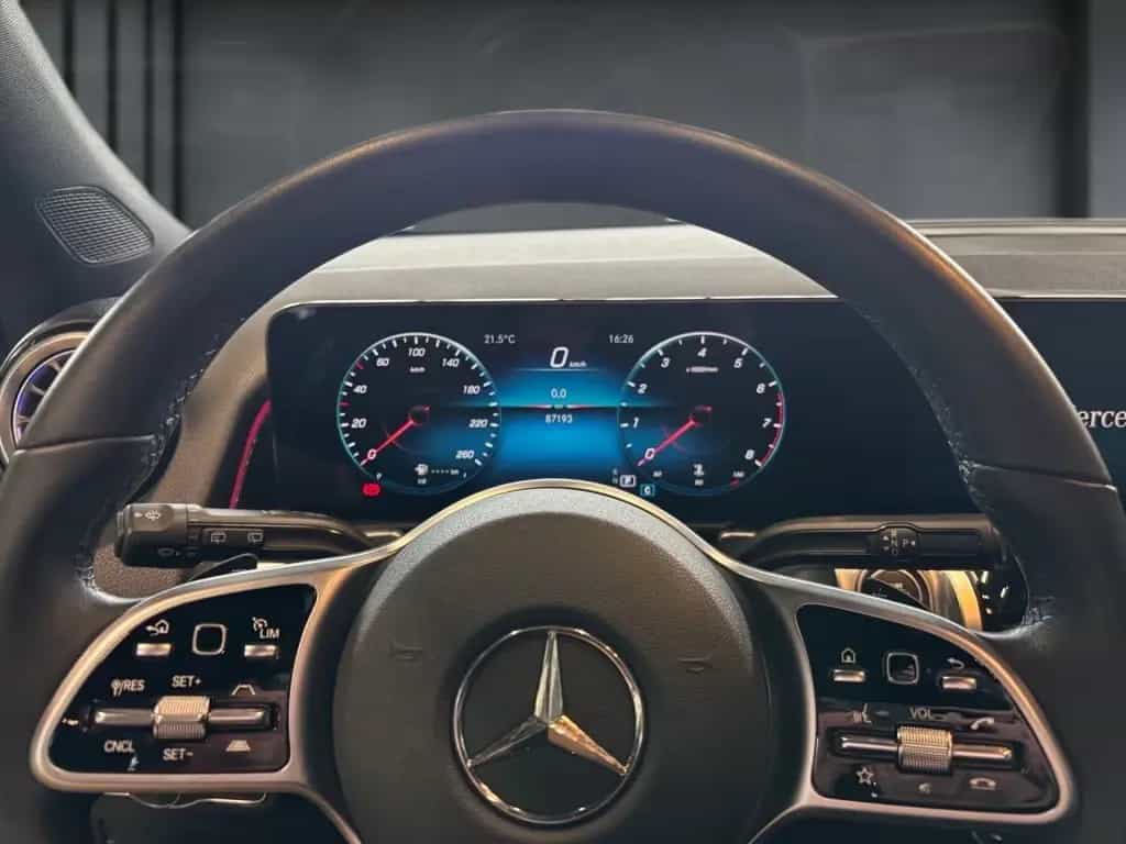 Mercedes-Benz GLB 200 Progressive, Night, Pano, Ad.Sound, RFK 12/2022-photo-6