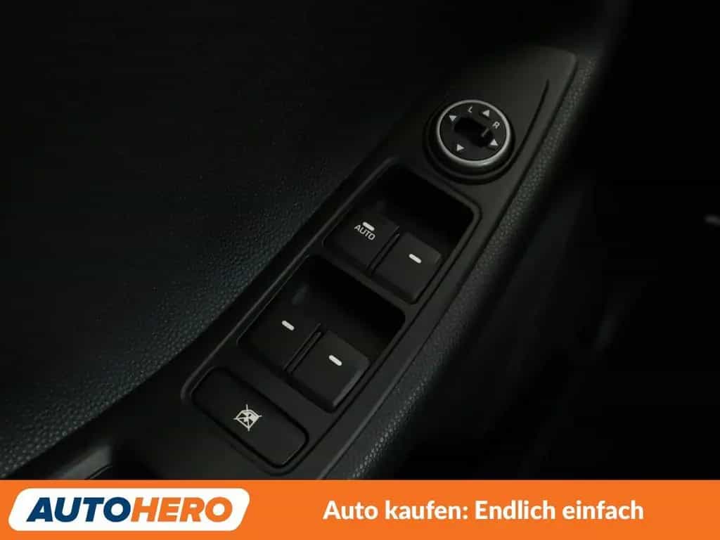 Hyundai i20 1.0 TGDI Trend *TEMP*PDC*SHZ*ALU*KLIMA*GARANTIE* 08/2020-photo-25