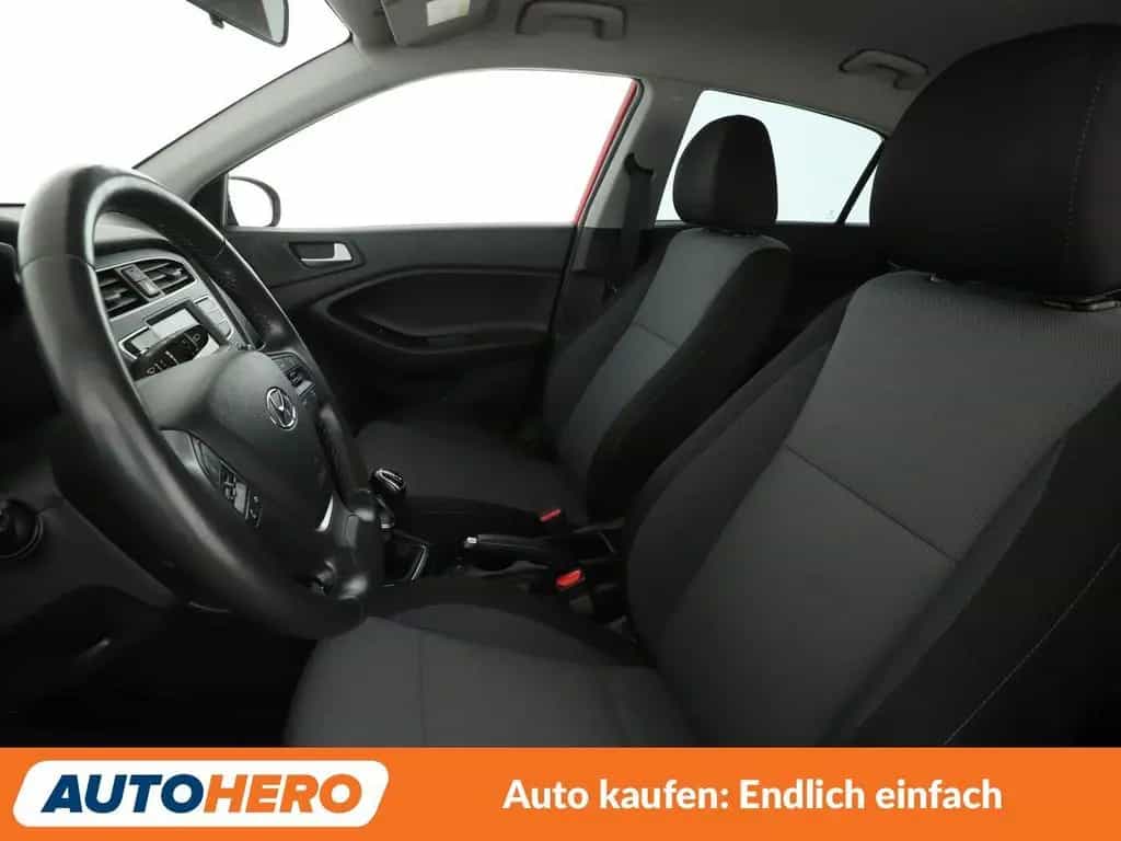 Hyundai i20 1.0 TGDI Trend *TEMP*PDC*SHZ*ALU*KLIMA*GARANTIE* 08/2020-photo-9