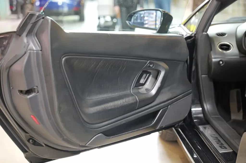 Lamborghini Spyder 5.0 V10*519PS *AWD*E-Gear*Akrapovic*Cam 06/2007-photo-12