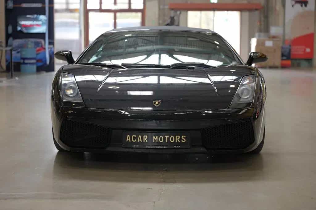Lamborghini Spyder 5.0 V10*519PS *AWD*E-Gear*Akrapovic*Cam 06/2007-photo-2