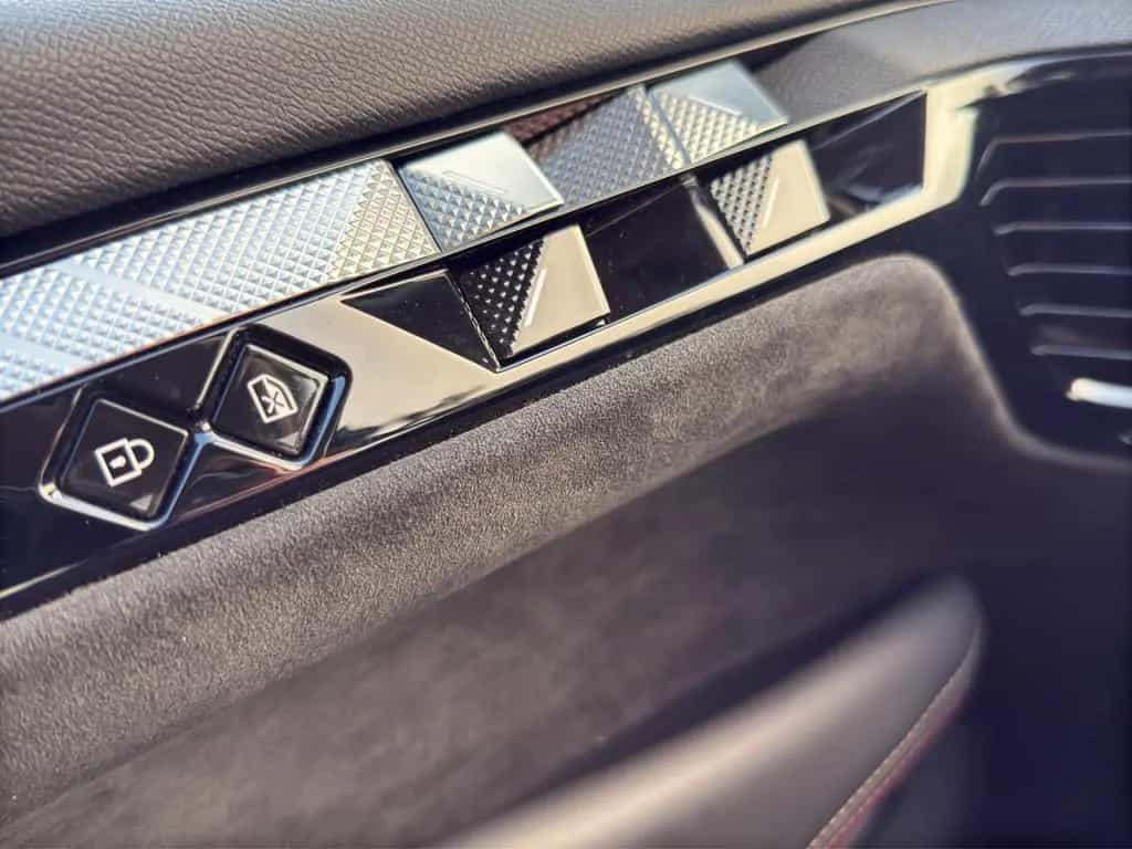 DS Automobiles DS4 DS 4 PT 180 Performance Line Matrix-LED 07/2022-photo-28