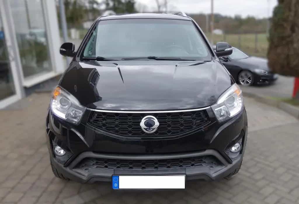 Ssangyong Korando Quartz 4x4.Leder.Automatik.Sitzheiz.AHK 11/2015-photo-1