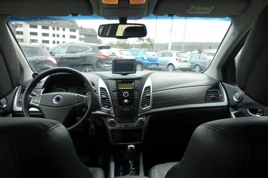 Ssangyong Korando Quartz 4x4.Leder.Automatik.Sitzheiz.AHK 11/2015-photo-10