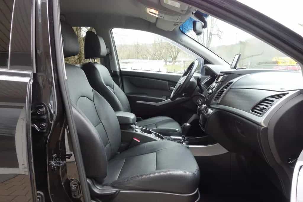 Ssangyong Korando Quartz 4x4.Leder.Automatik.Sitzheiz.AHK 11/2015-photo-8