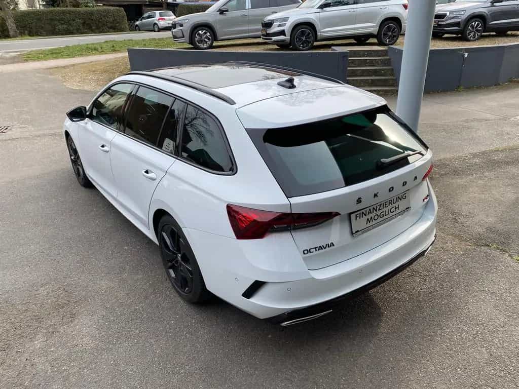 Skoda Octavia Combi 2.0 TSI RS PANO/ STH/ACC/NAV/PLA 09/2023-photo-9