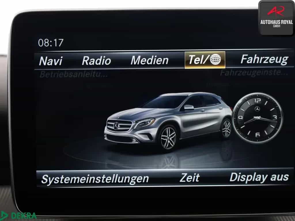 Mercedes-Benz GLA 180 URBAN PANORAMA,BI-XENON,NAVI,SPORTSITZE 07/2016-photo-17