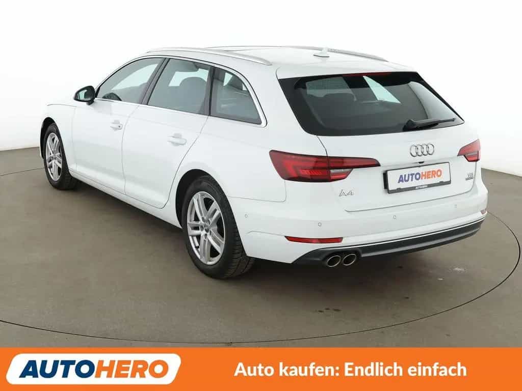 Audi A4 3.0 V6 TDI quattro Sport Aut.*NAVI*HUD*LED* 08/2018-photo-3