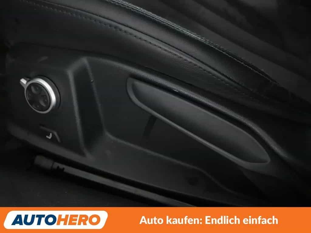 Audi A4 3.0 V6 TDI quattro Sport Aut.*NAVI*HUD*LED* 08/2018-photo-33
