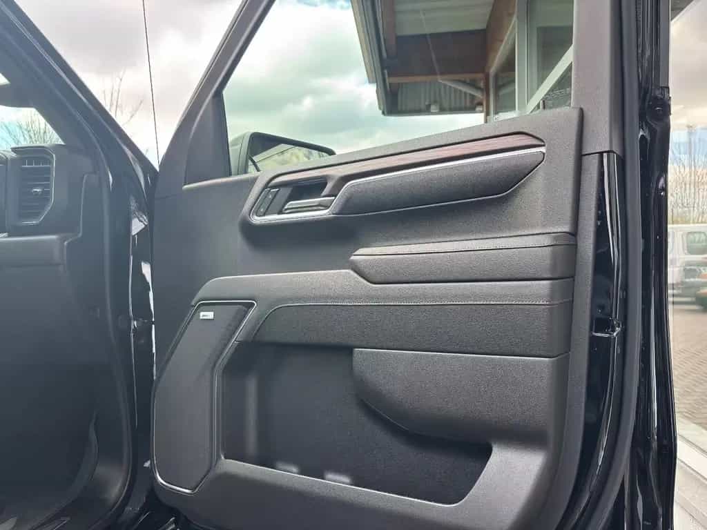 GMC Sierra 5.3 SLT Texas Edition Unfallfrei 1.Hand 01/2025-photo-11