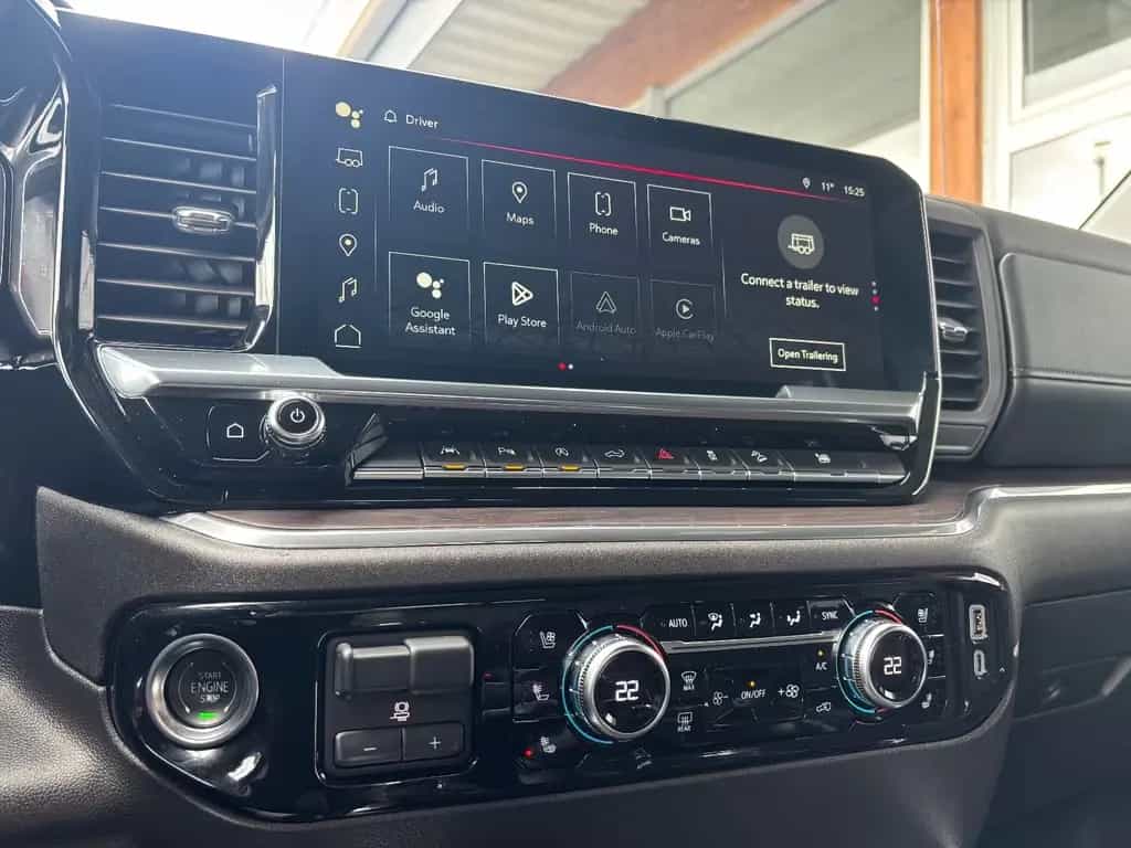 GMC Sierra 5.3 SLT Texas Edition Unfallfrei 1.Hand 01/2025-photo-17