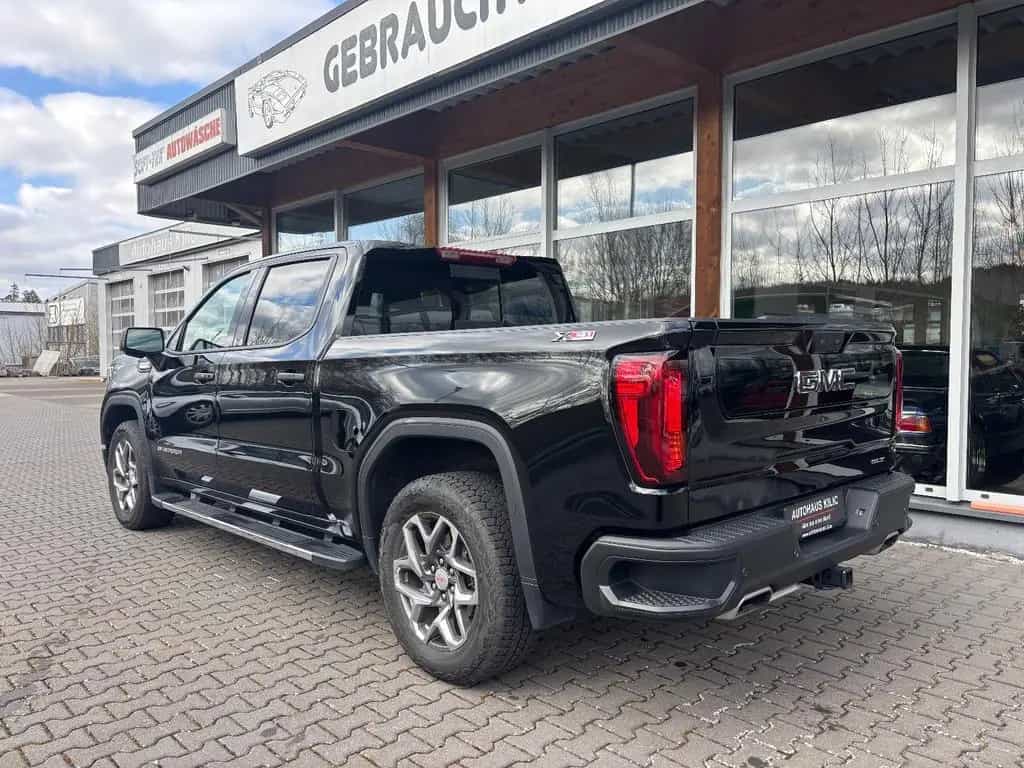 GMC Sierra 5.3 SLT Texas Edition Unfallfrei 1.Hand 01/2025-photo-5