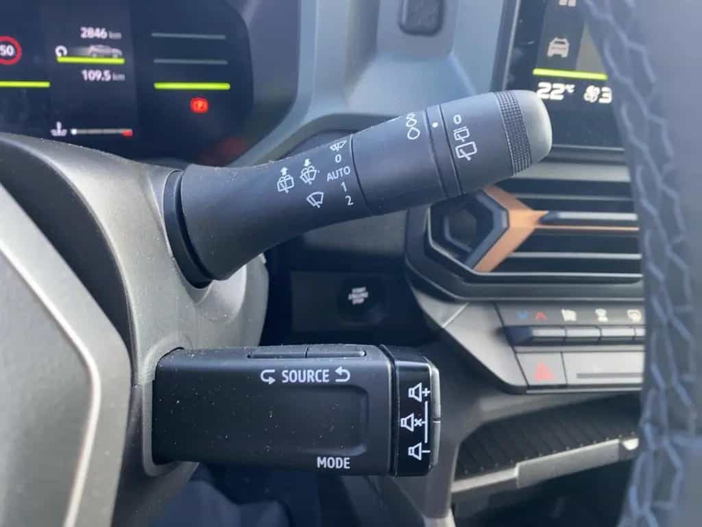 Dacia Duster III 1.2 130 E TCe xtreme CAM*LED*SHZ*PDC 09/2025-photo-17