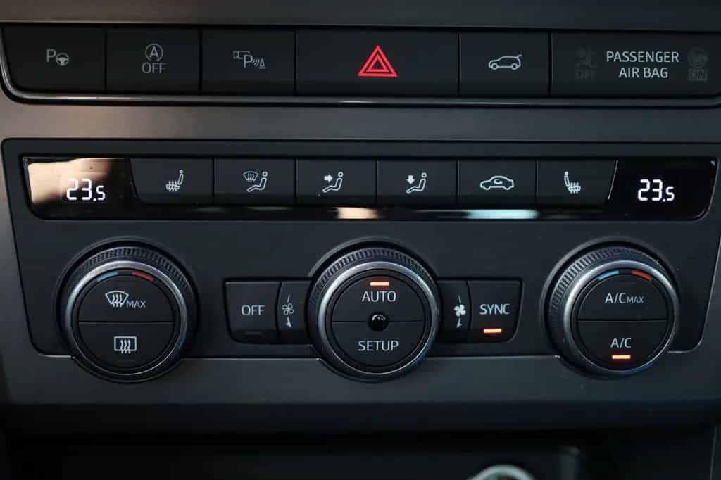 Cupra Ateca 2.0 TSI 4Drive/BEATS/360°/ACC/1 HAND/TOT/ 01/2023-photo-36